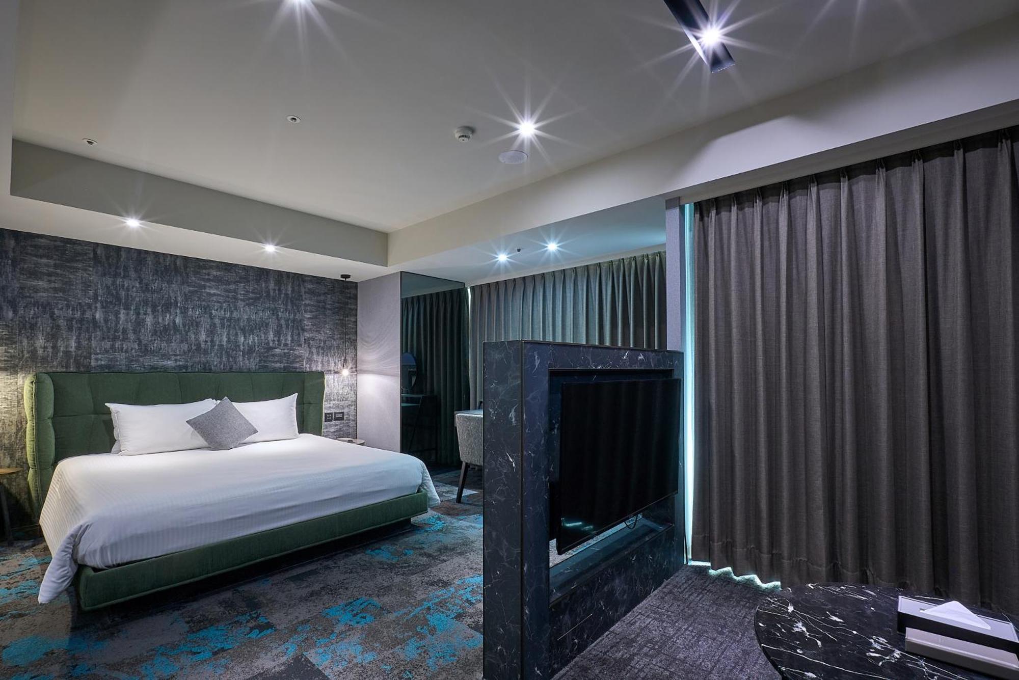 Kung Shang Design Hotel Kaohsiung Esterno foto